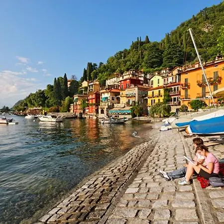 Апартаменты Gittana Sleeps 4 Pool